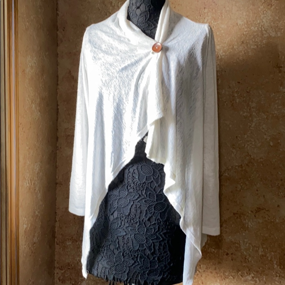 Bobeau cream asymmetrical draped cardigan